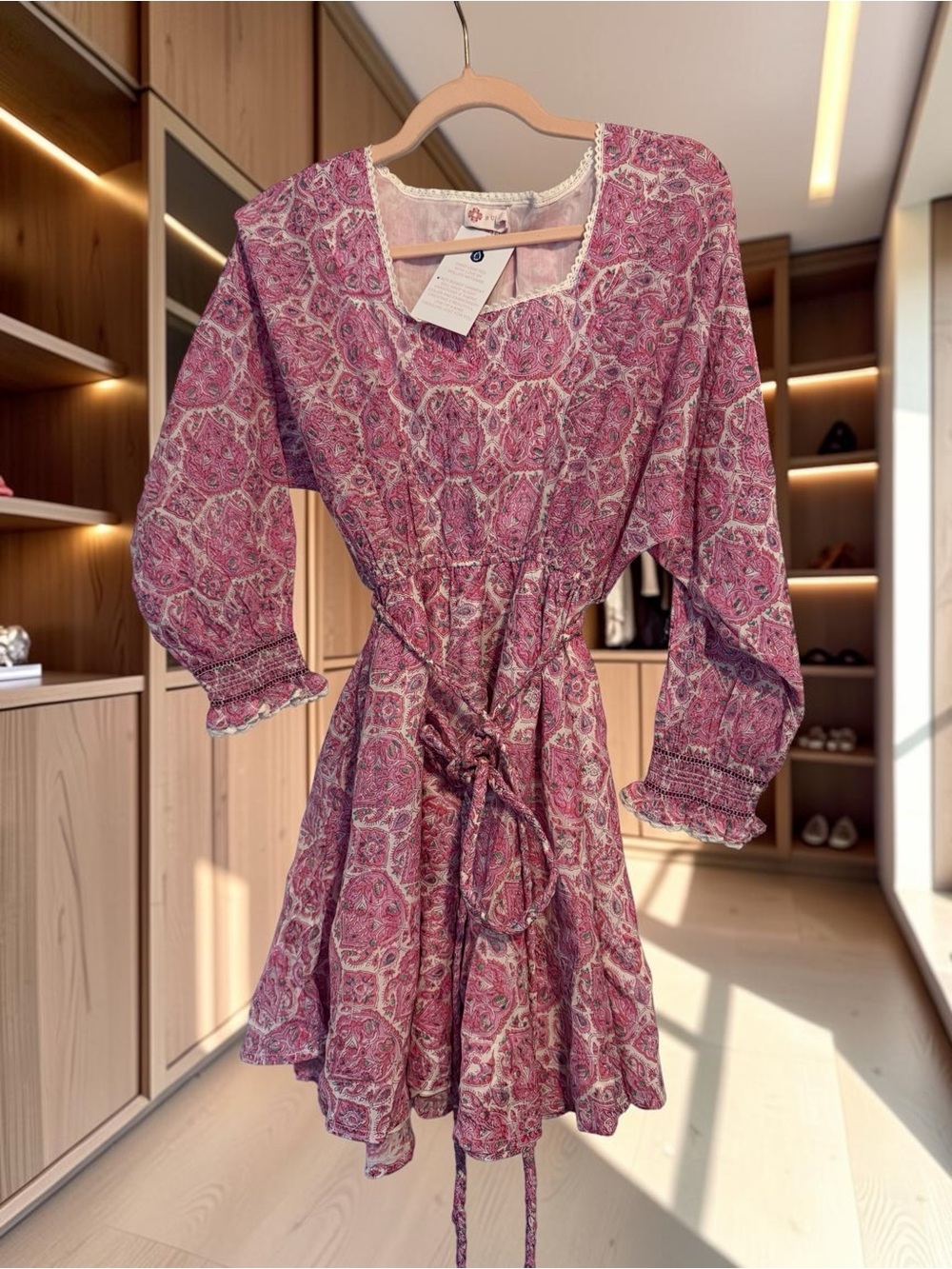Buggy NYC Boho Tie-Waist Pink Paisley Women’s Dress NWT